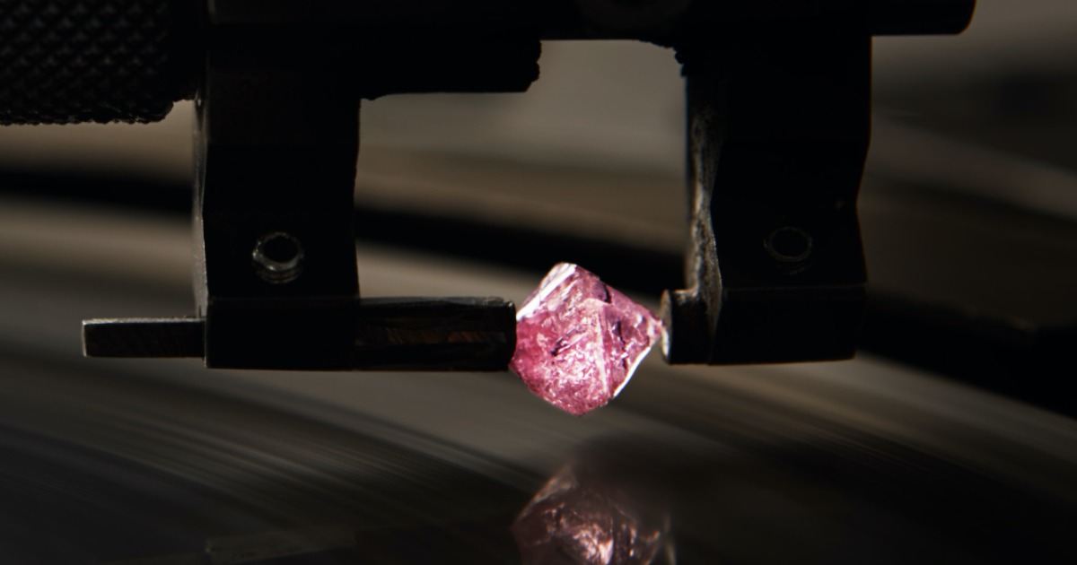 rough pink diamond