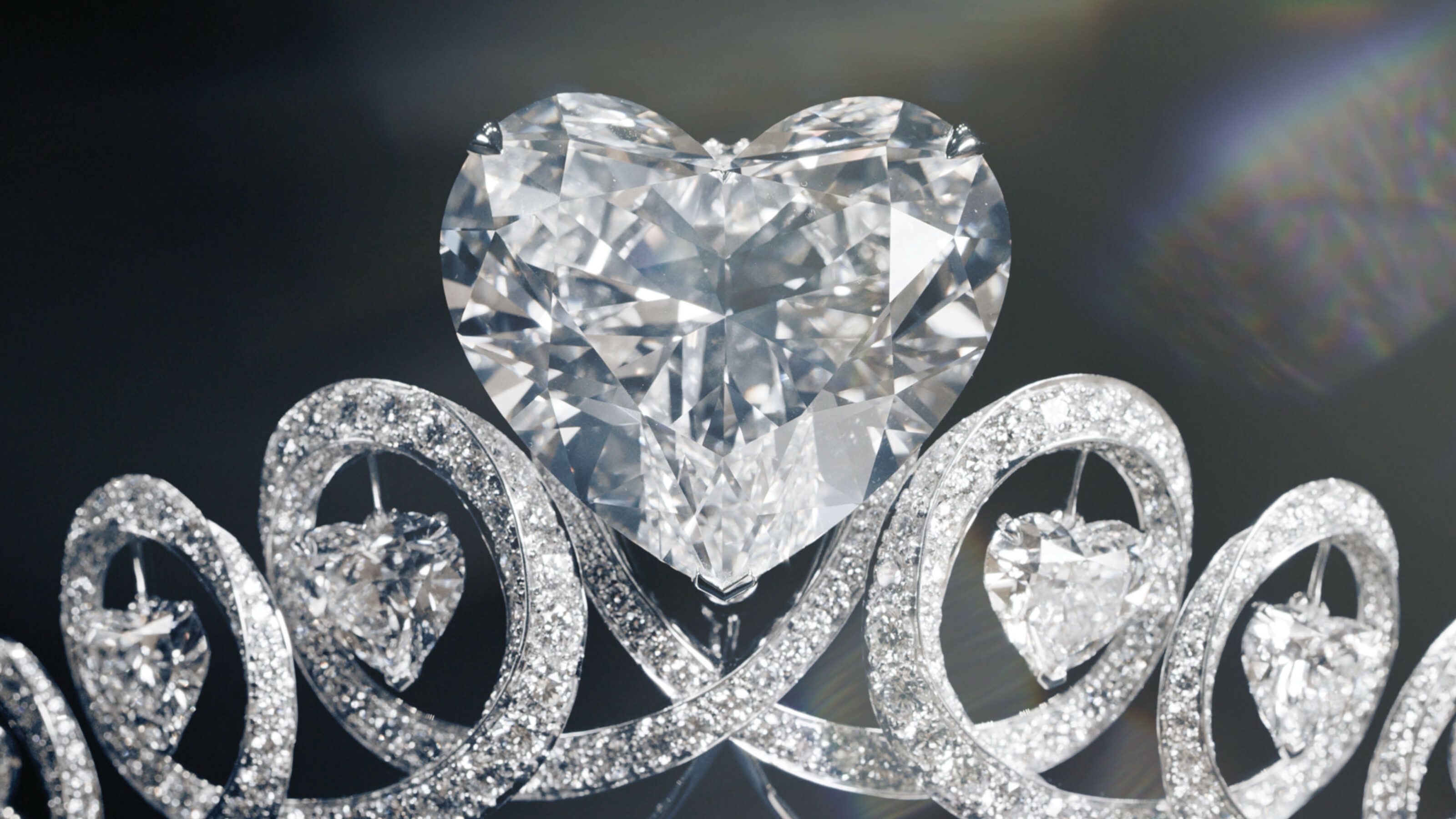 What Makes Graff Diamond Jewelry So Special? - Only Natural Diamonds