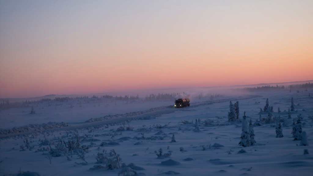 the-real-story-of-canada-s-ice-road-that-inspired-the-netflix-film