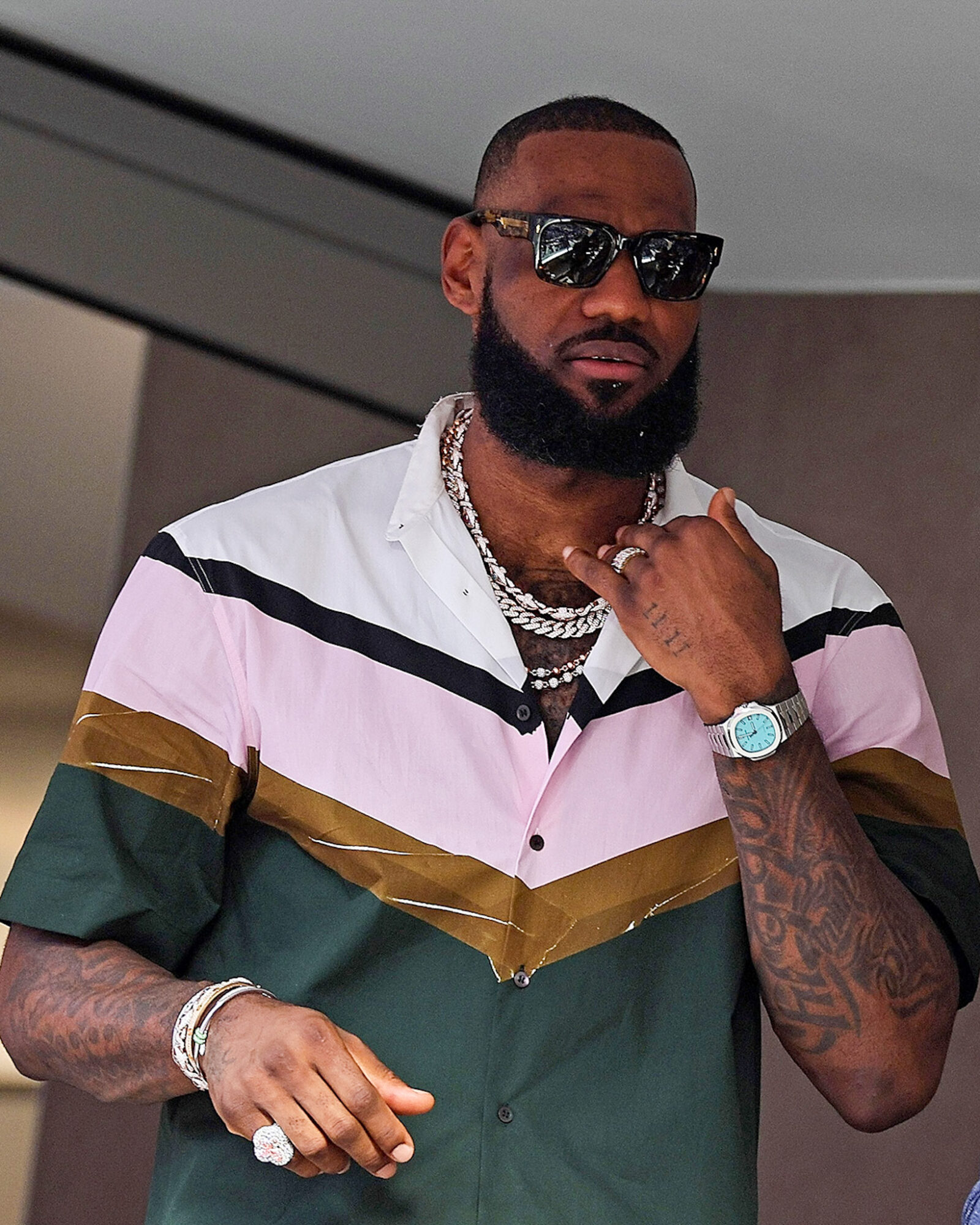 super bowl diamond jewelry lebron james