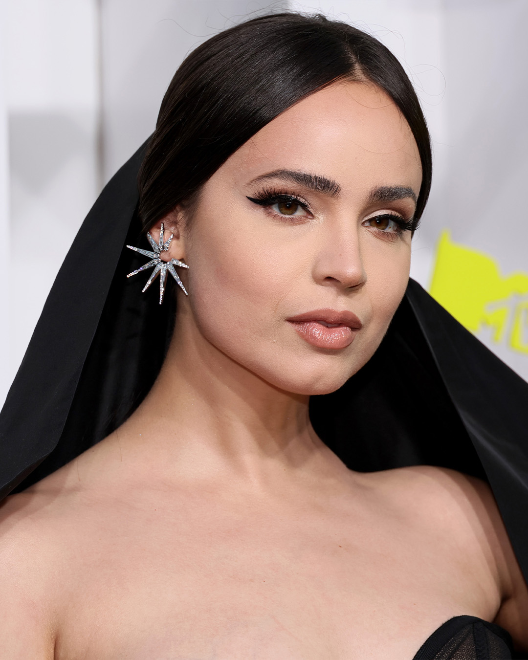 The Best Diamond Jewelry Looks From the 2022 VMAs - Only Natural Diamonds