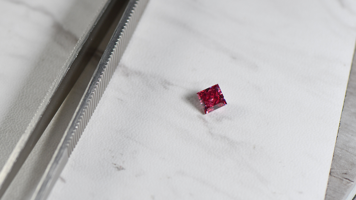 Natural red sale diamond price