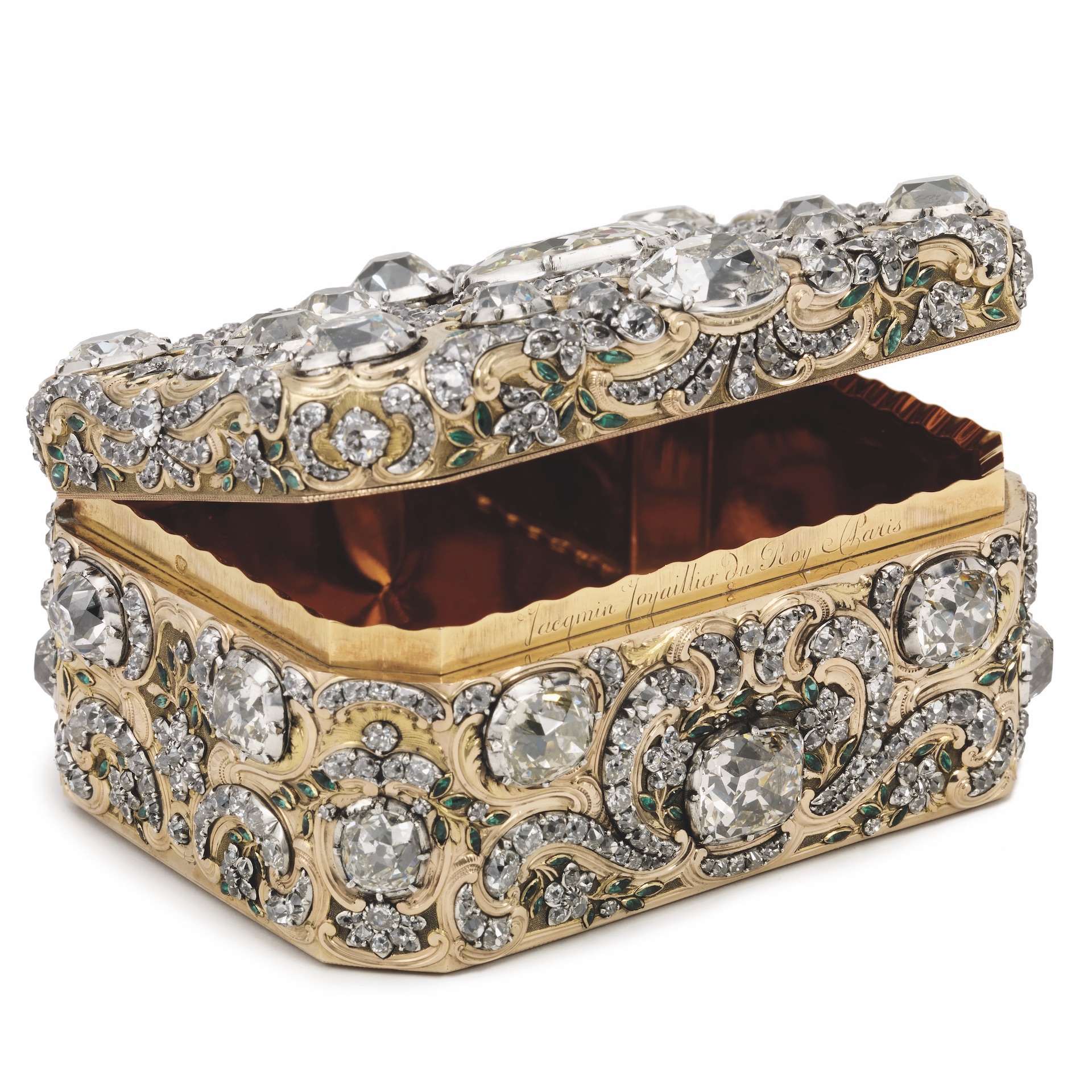 King José's Diamond Tobacco Snuff Box. Courtesy of The Royal Treasure Museum.