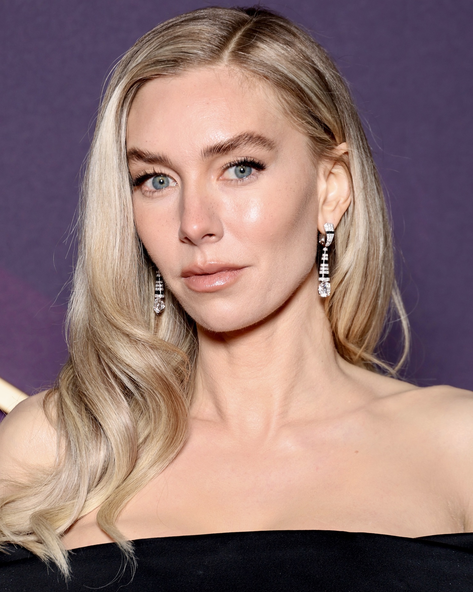 Vanessa Kirby wore Cartier diamond jewelry at the 2025 BAFTA Awards.