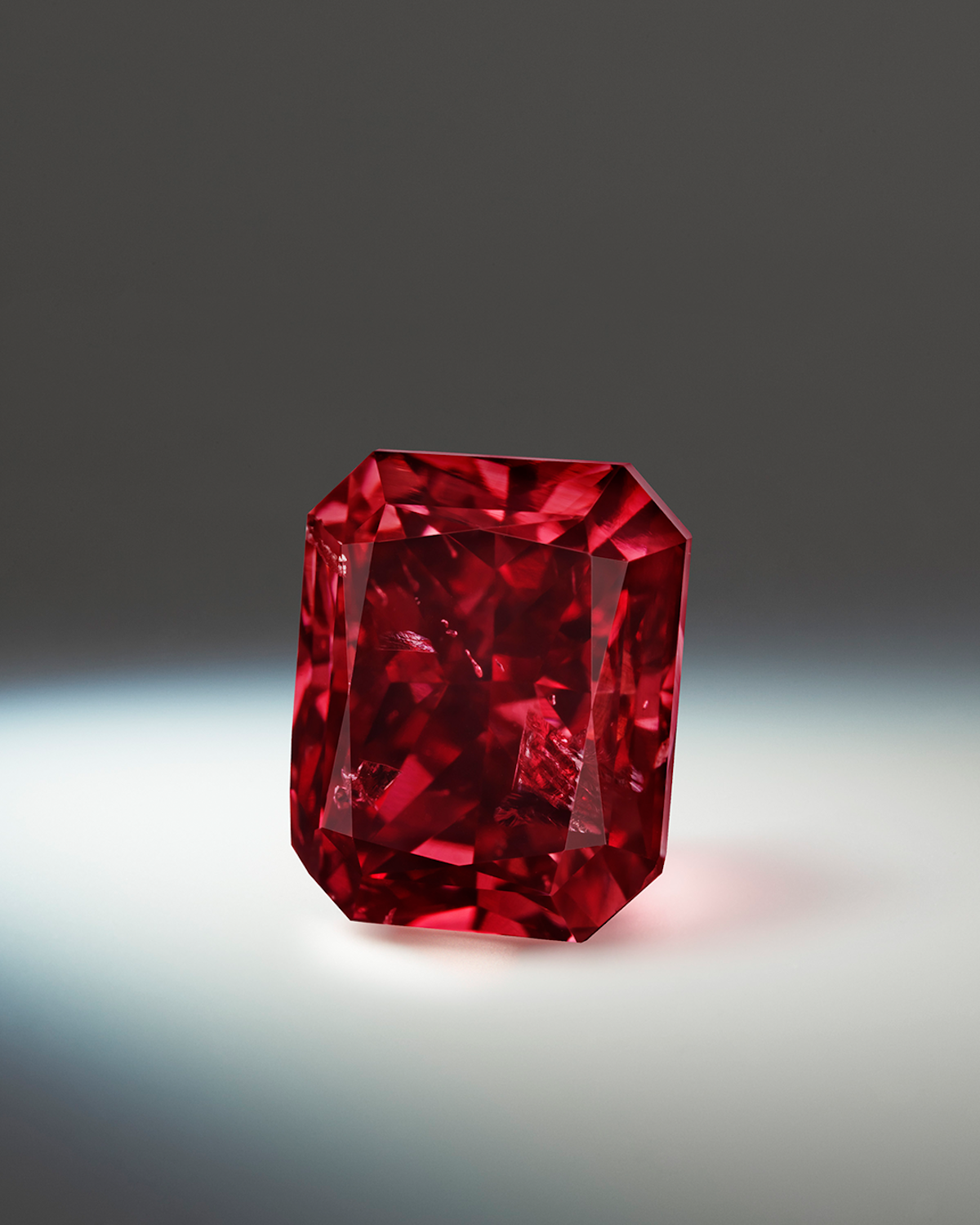 A radiant cut red diamond that was featured in the final Argyle Diamond Tender